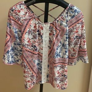Cute bell sleeve floral top from Francesca’s
